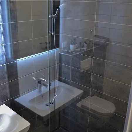 Cozy Brand New Studio Apartment *